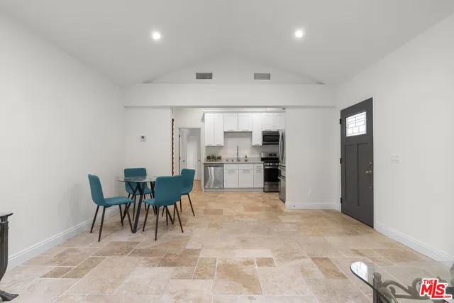 $3,000 | 4112 Old Topanga Canyon Road, Unit B, Calabasas, CA 91302