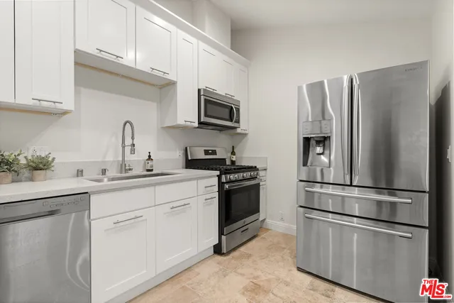 $3,000 | 4112 Old Topanga Canyon Road, Unit B, Calabasas, CA 91302