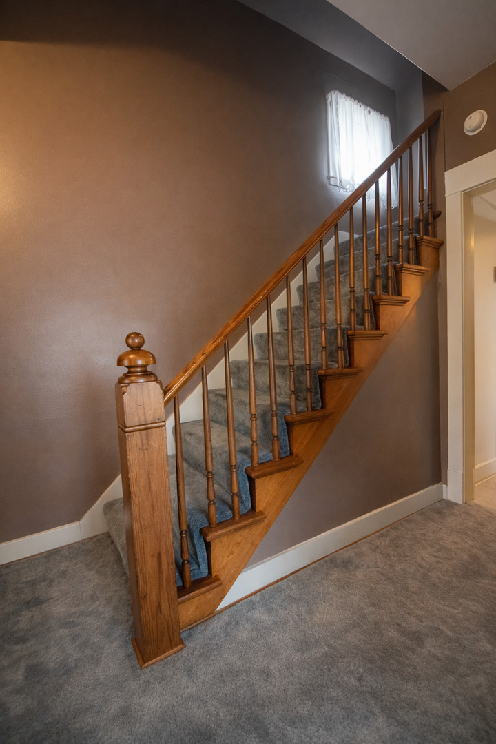 1903 West 1st Street Dixon, IL 61021 - Photo 11 of 44