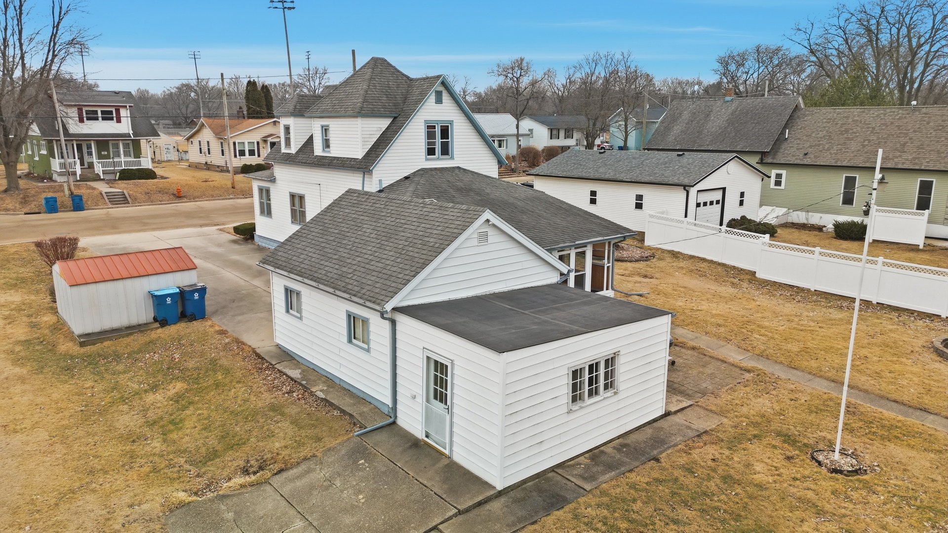 1903 West 1st Street Dixon, IL 61021 - Photo 40 of 44