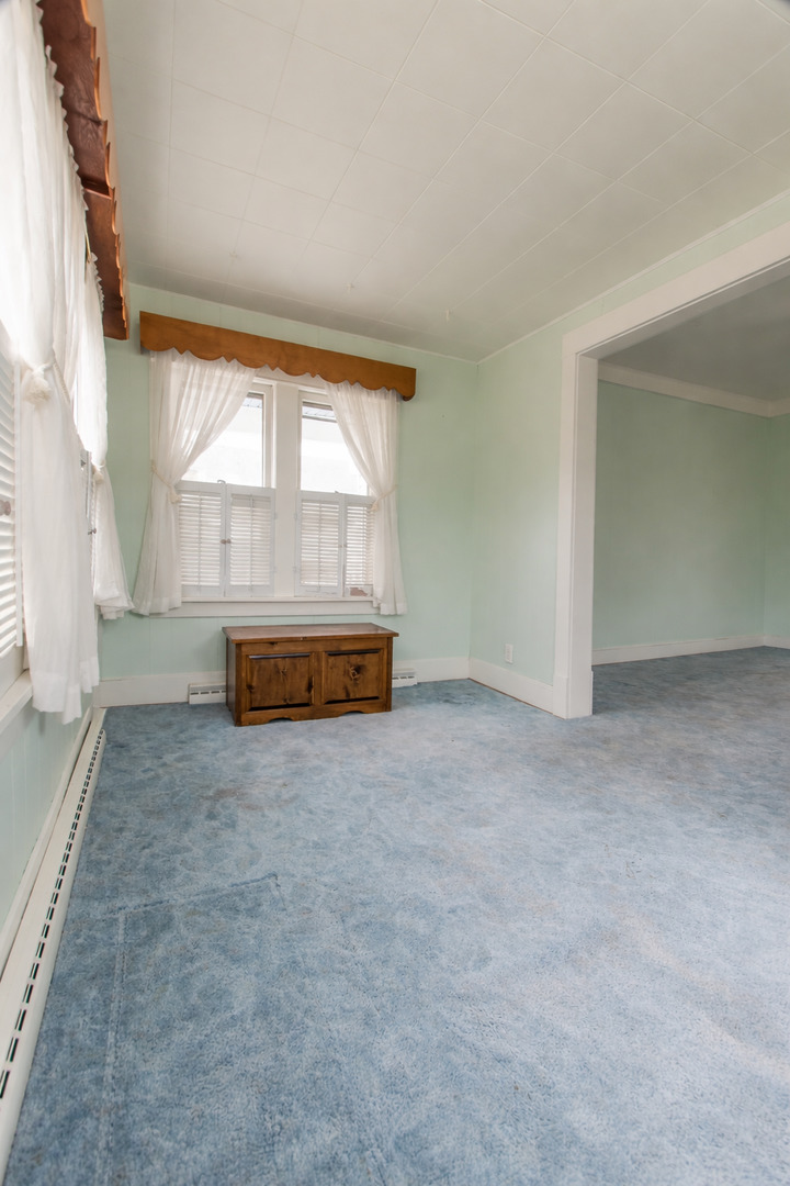 1903 West 1st Street Dixon, IL 61021 - Photo 10 of 44