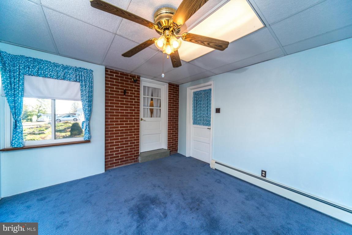 1729 Conard Road Lancaster, PA 17602 - Photo 12 of 30 Gallery Image 12