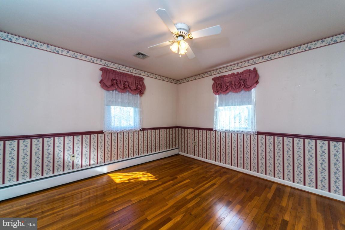 1729 Conard Road Lancaster, PA 17602 - Photo 14 of 30 Gallery Image 14