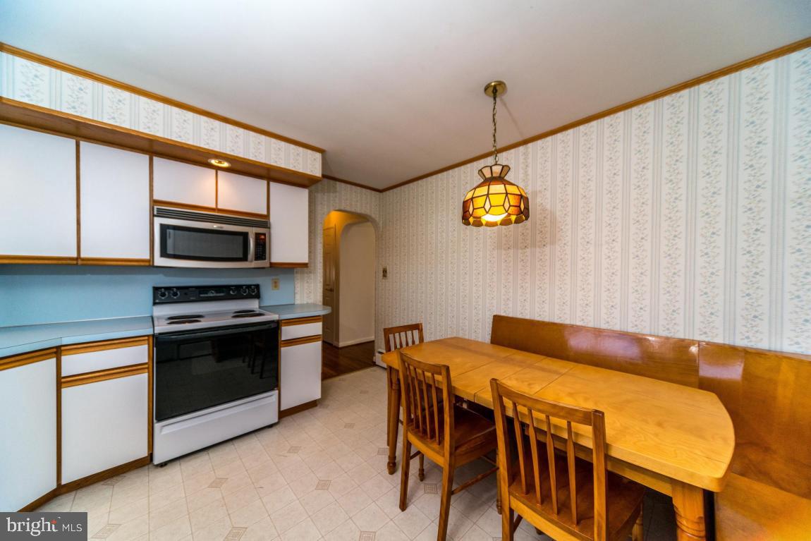 1729 Conard Road Lancaster, PA 17602 - Photo 9 of 30 Gallery Image 9