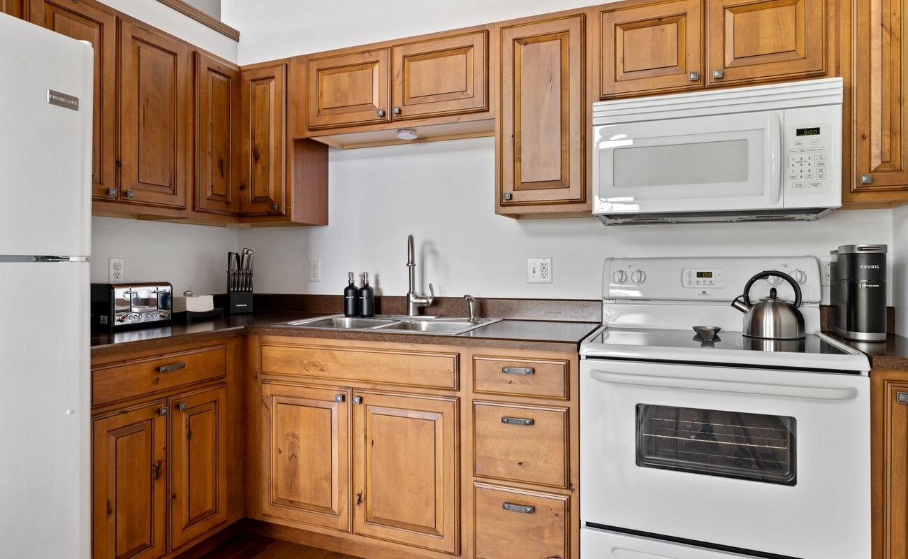 7835 Forest Beach Road Watervliet, MI 49098 - Photo 15 of 42 Bluff House 15
