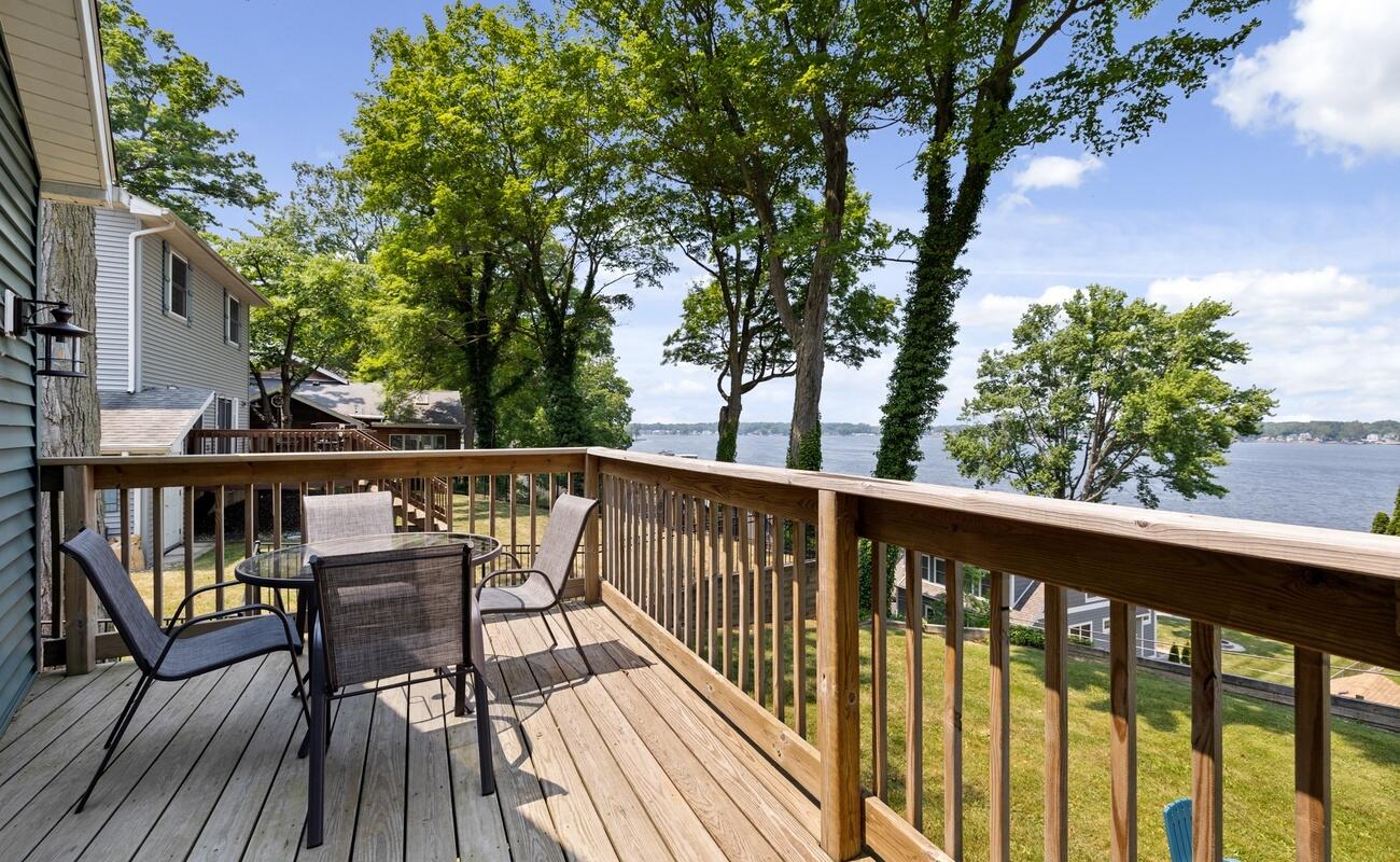 7835 Forest Beach Road Watervliet, MI 49098 - Photo 17 of 42 Bluff House 17