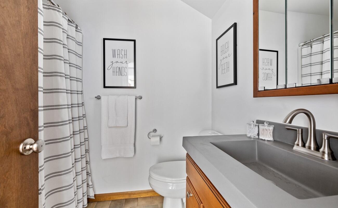 7835 Forest Beach Road Watervliet, MI 49098 - Photo 25 of 42 Bluff House 25