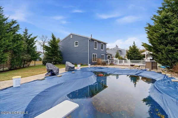 $899,000 | 8 Moss Haven Way, Howell, NJ 07731