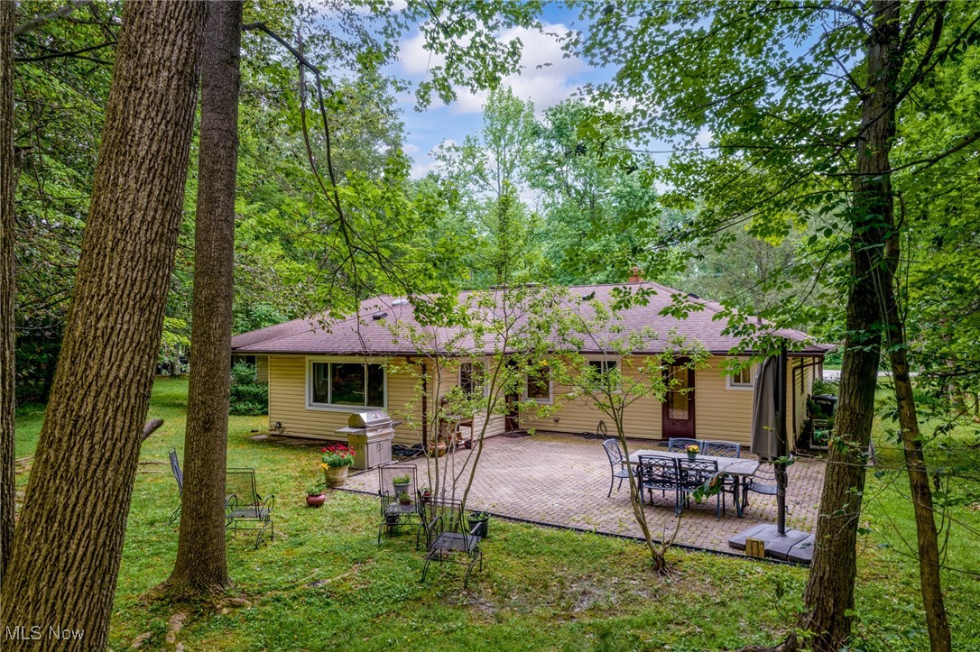 32081 Cedar Road Cleveland, OH 44124 - Photo 35 of 39 Backyard