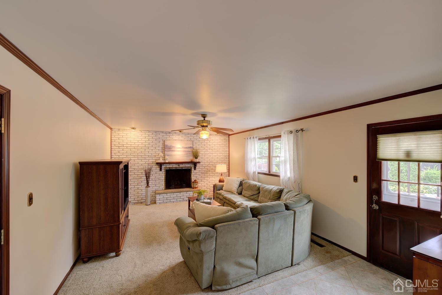 27 Alexander Road East Brunswick, NJ 08816 - Photo 11 of 25 Gallery Image 11