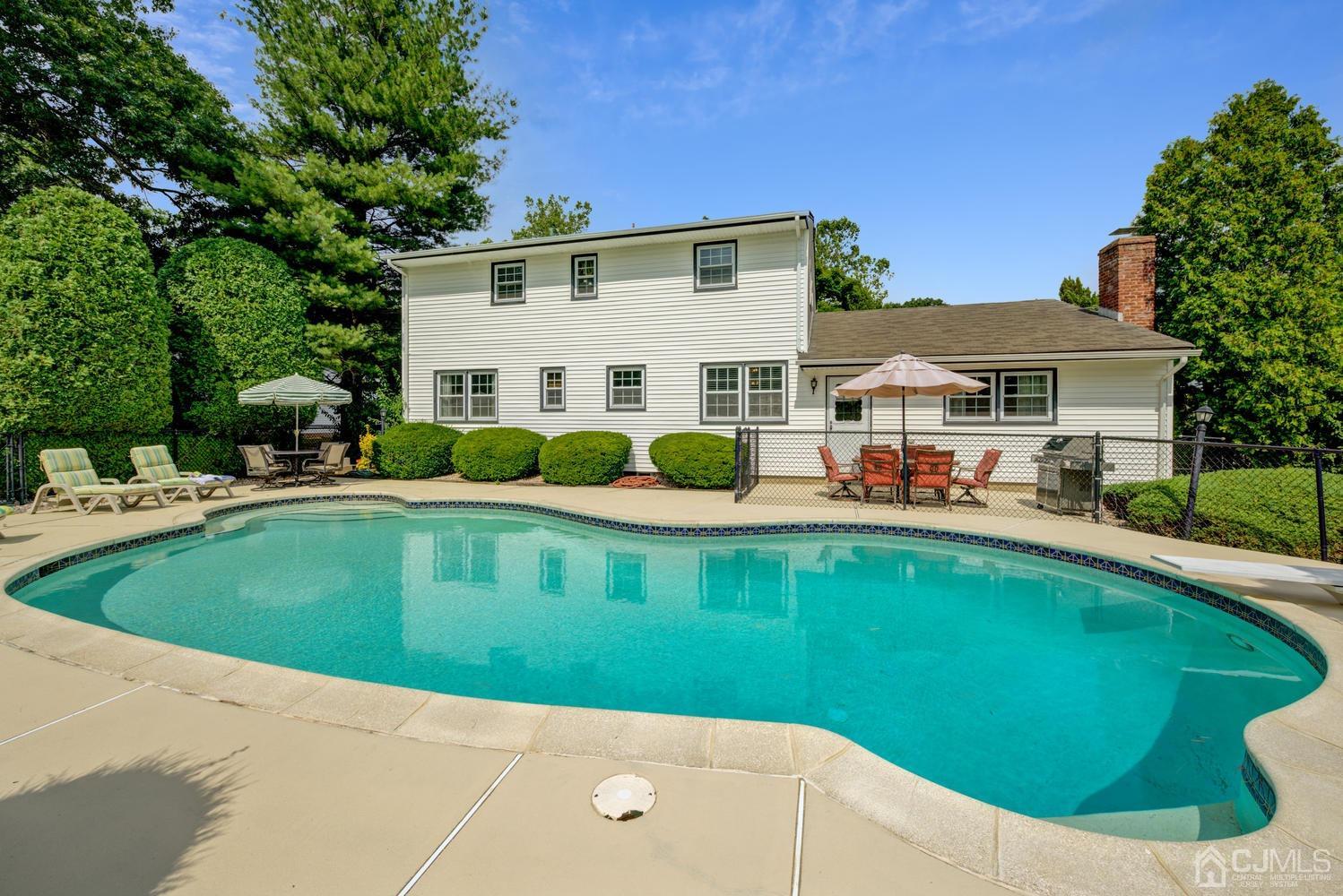 27 Alexander Road East Brunswick, NJ 08816 - Photo 23 of 25 Gallery Image 23