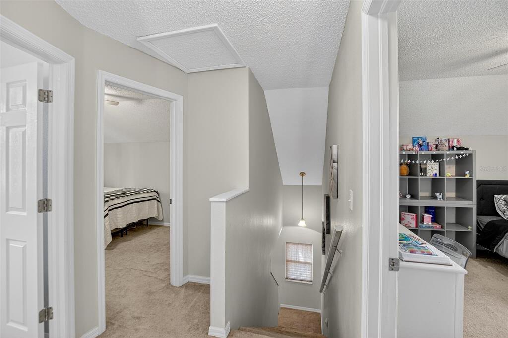 630 Cape Cod Circle Valrico, FL 33594 - Photo 25 of 48 a en suite bathroom with a sink and a shower