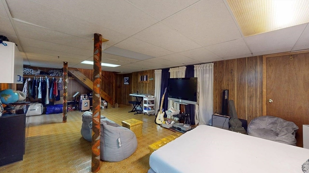10 Pine Tree Lane Worcester, MA 01609 - Photo 30 of 42
