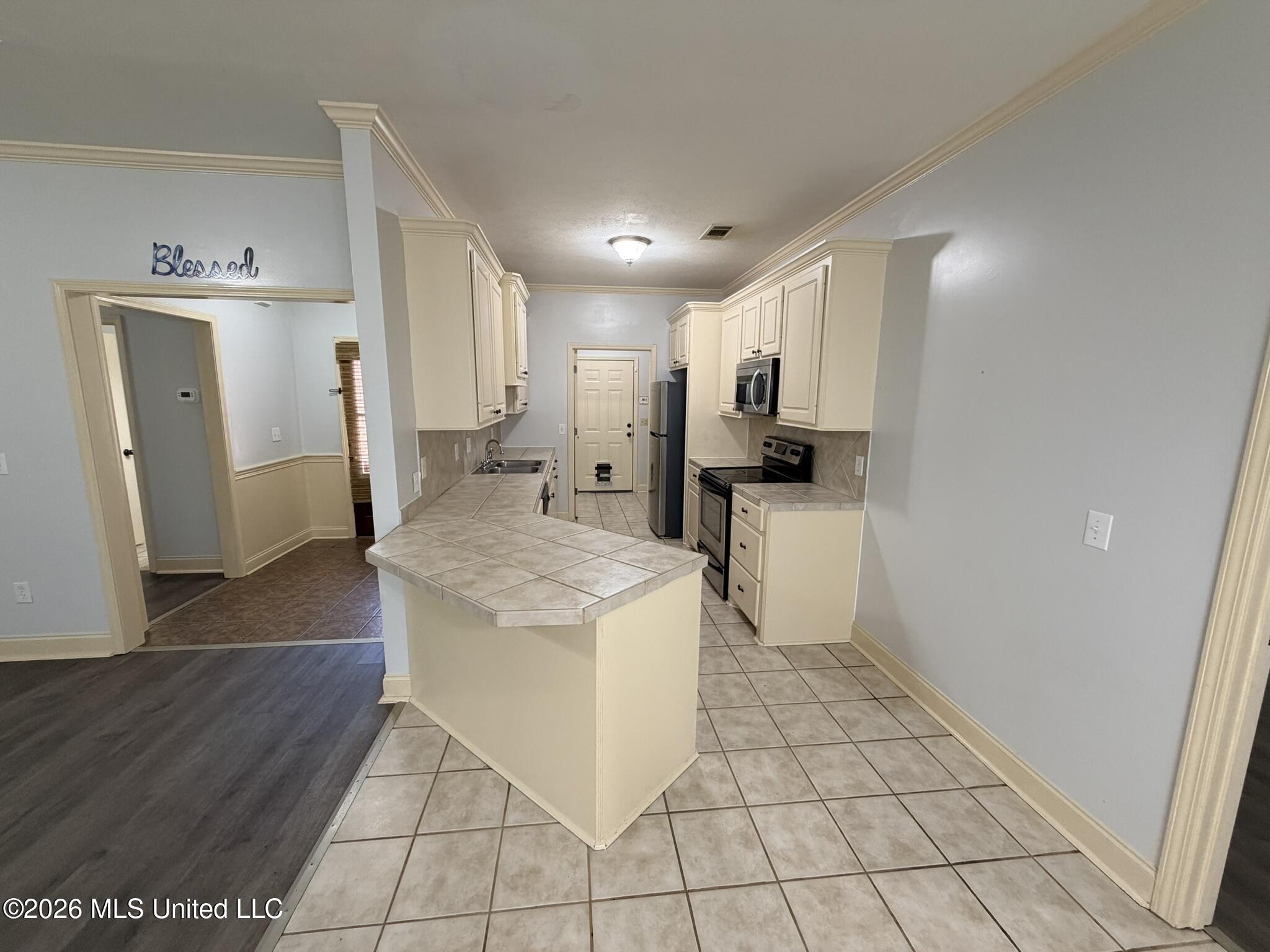 224 Jack's Place Brandon, MS 39047 - Photo 7 of 20 Kitchen