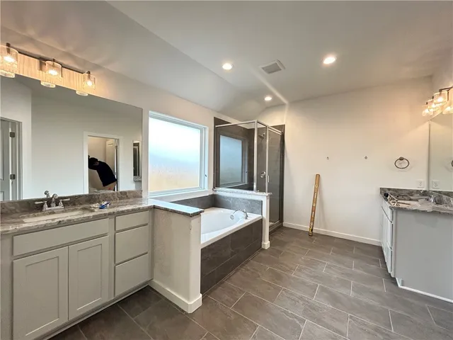 $373,234 | 3584 Pointe Du Hoc Drive, Bryan, TX 77808