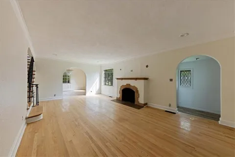 $470,000 | 6712 Linden Road, Kansas City, MO 64113