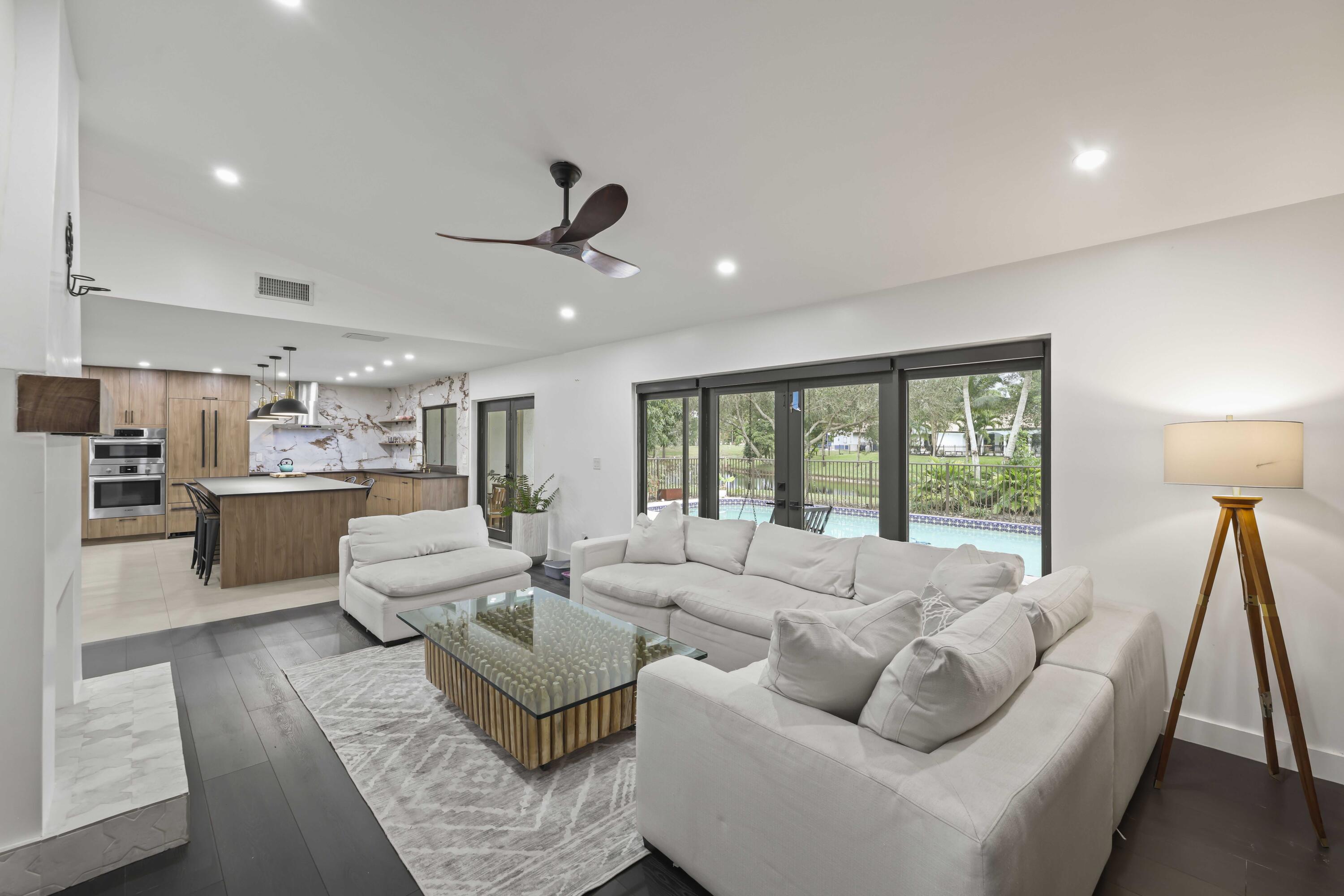 2708 Northwest 26th Circle Boca Raton, FL 33431 - Photo 12 of 24 Living Room