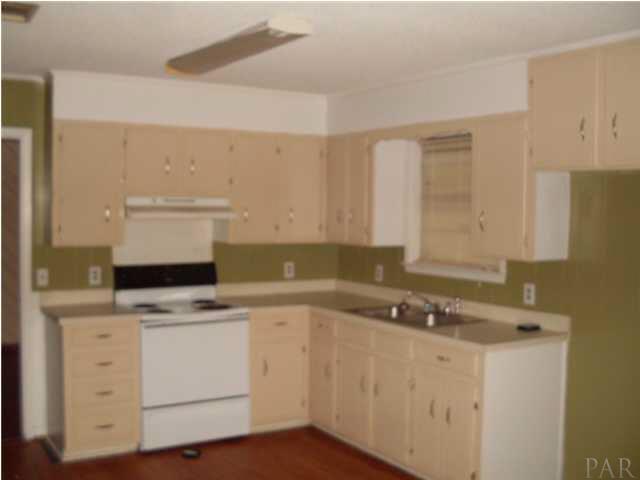 4216 Jernigan Road Pace, FL 32571 - Photo 6 of 12