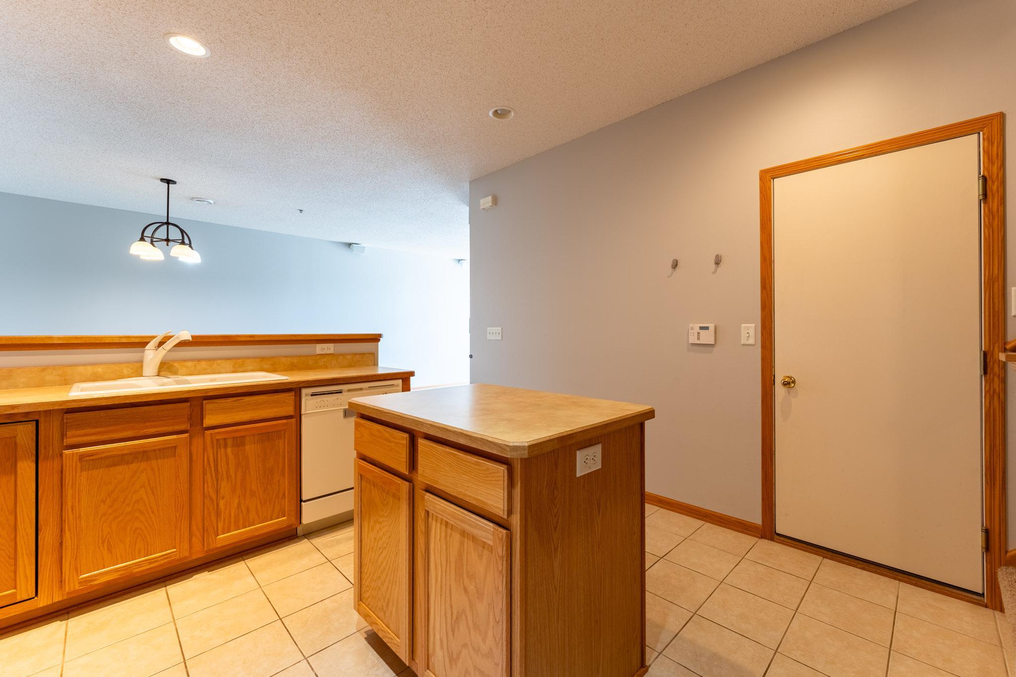 2989 Boulder Ridge Drive Northwest Rochester, MN 55901 - Photo 20 of 37