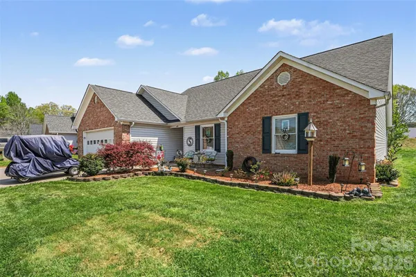 $349,000 | 118 Hidden Creek Circle, Salisbury, NC 28147