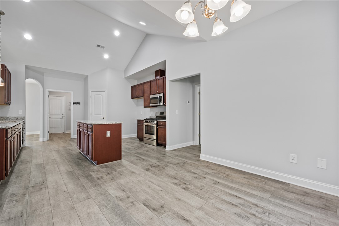 618 Motor Boat Way Seneca, SC 29672 - Photo 12 of 49