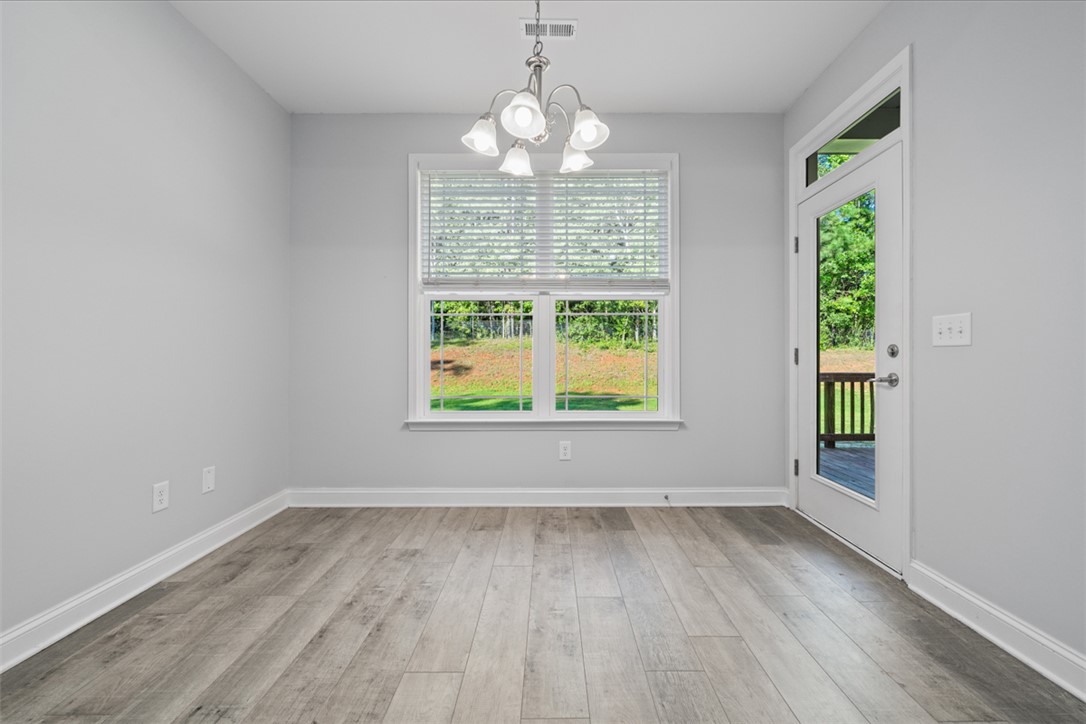 618 Motor Boat Way Seneca, SC 29672 - Photo 6 of 49