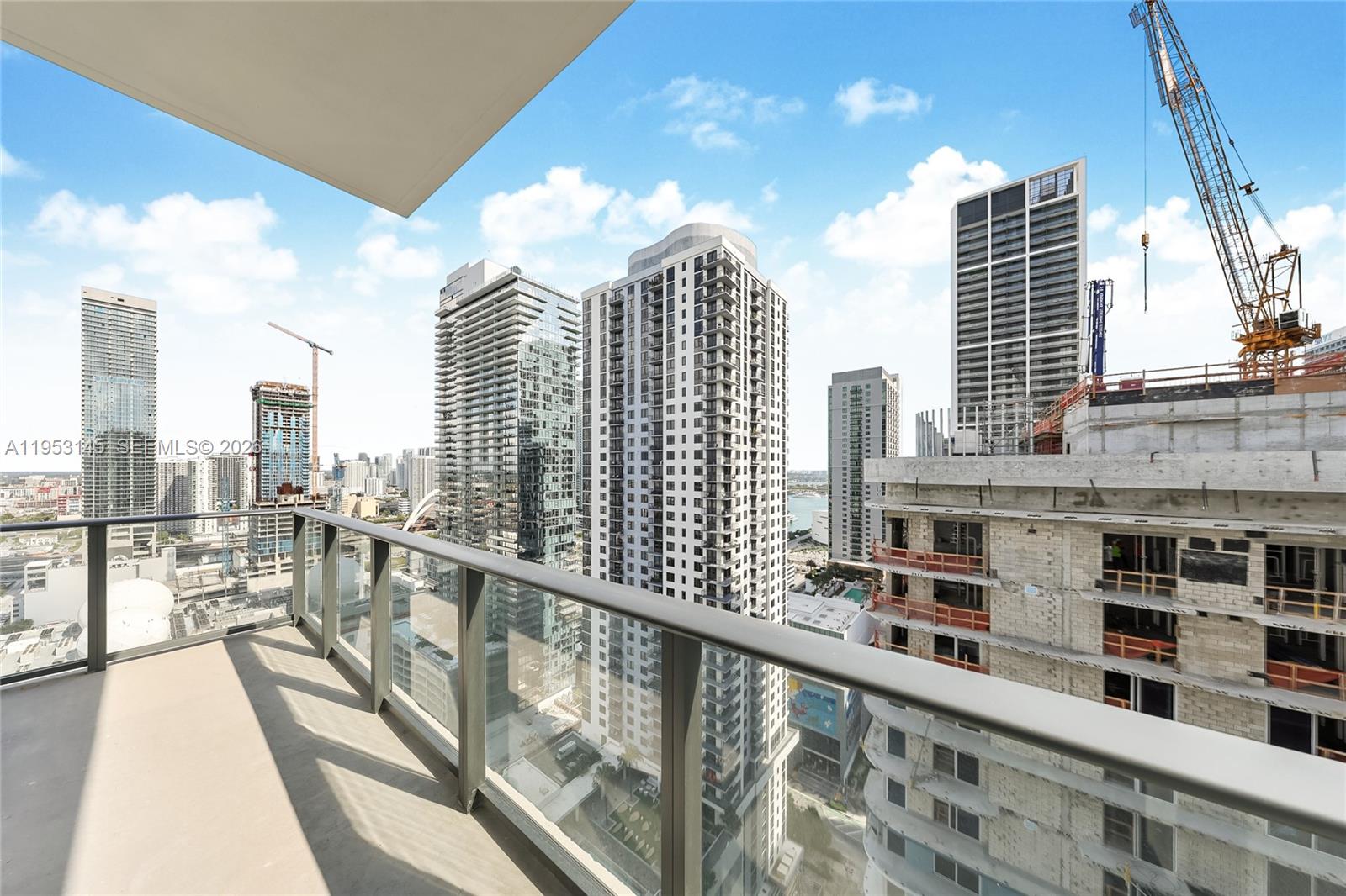 11 Northeast 6th Street, Unit 3209 Miami, FL 33132 - Photo 6 of 30 a view of balcony with city view