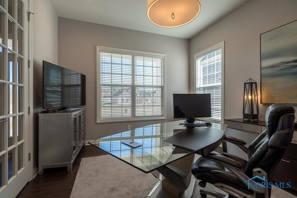 26041 Seminary Road Perrysburg, OH 43551 - Photo 6 of 30 Gallery Image 6