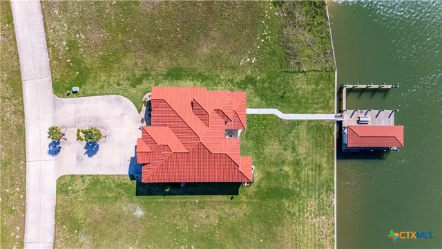 $1,375,000 | 72 Cabernet Court, Port O'Connor, TX 77982