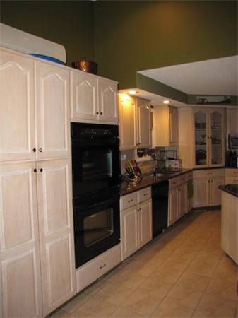 140 Garland Street Springfield, MA 01118 - Photo 3 of 12 Gallery Image 3