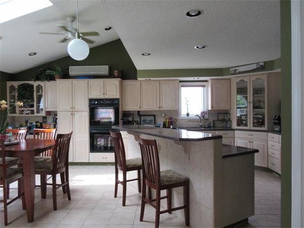 140 Garland Street Springfield, MA 01118 - Photo 5 of 12 Gallery Image 5