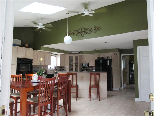 140 Garland Street Springfield, MA 01118 - Photo 6 of 12 Gallery Image 6