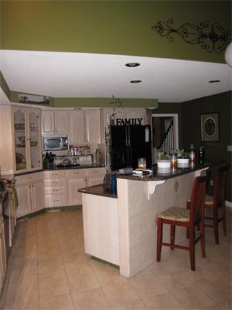 140 Garland Street Springfield, MA 01118 - Photo 7 of 12 Gallery Image 7