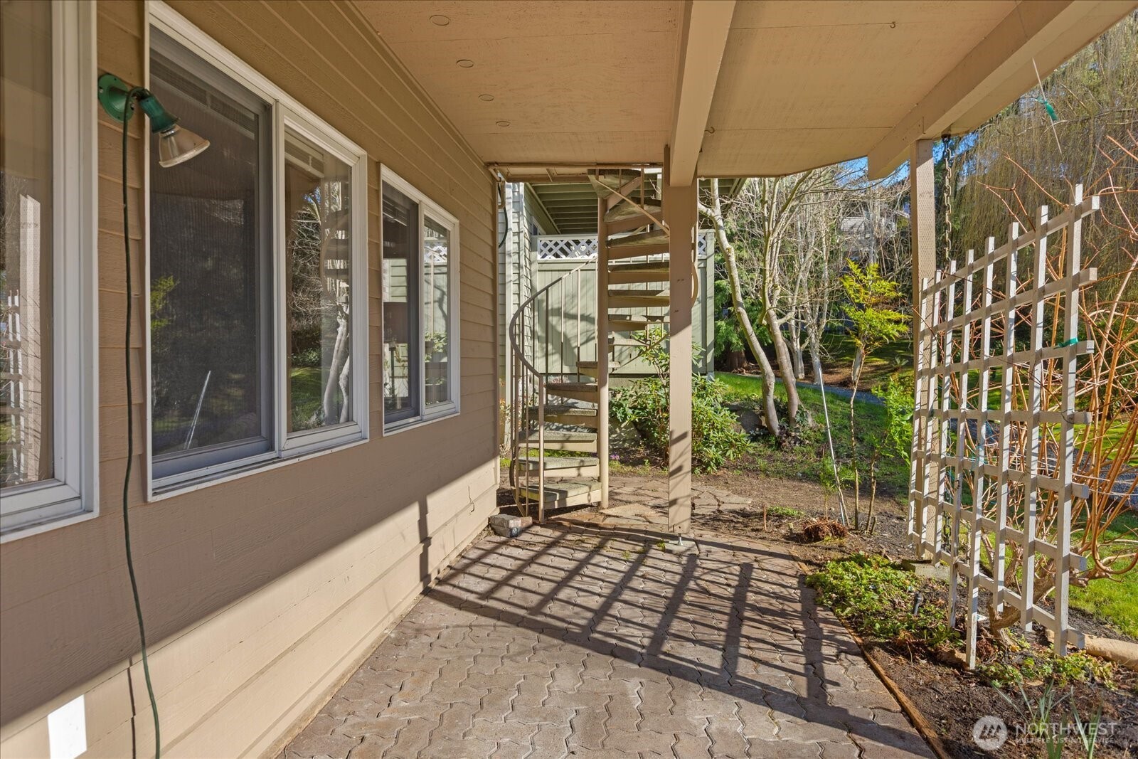 612 Elm Place Edmonds, WA 98020 - Photo 28 of 40