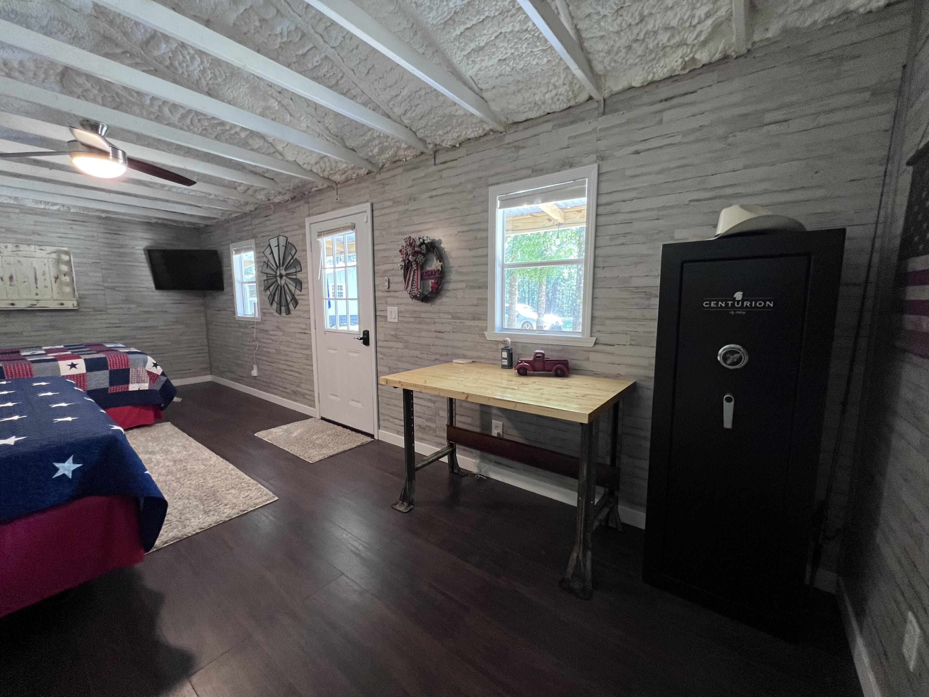 5603 Kervin Road Crestview, FL 32539 - Photo 47 of 78 Guest Qtrs B3