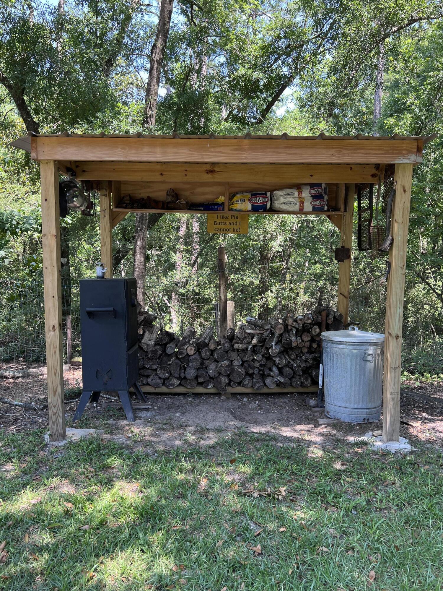 5603 Kervin Road Crestview, FL 32539 - Photo 59 of 78 Smoker Barn