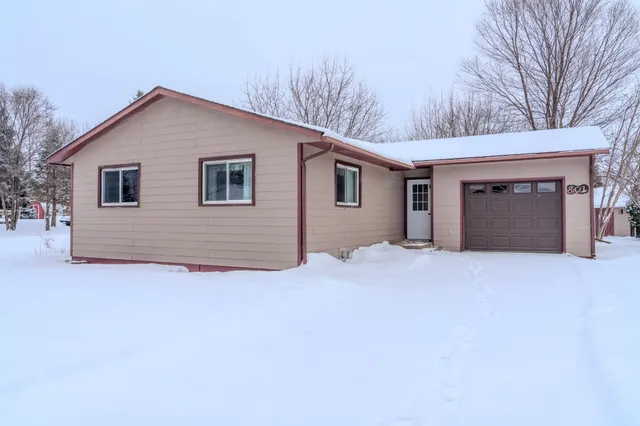$229,000 | 801 10th Street Southwest, Little Falls, MN 56345