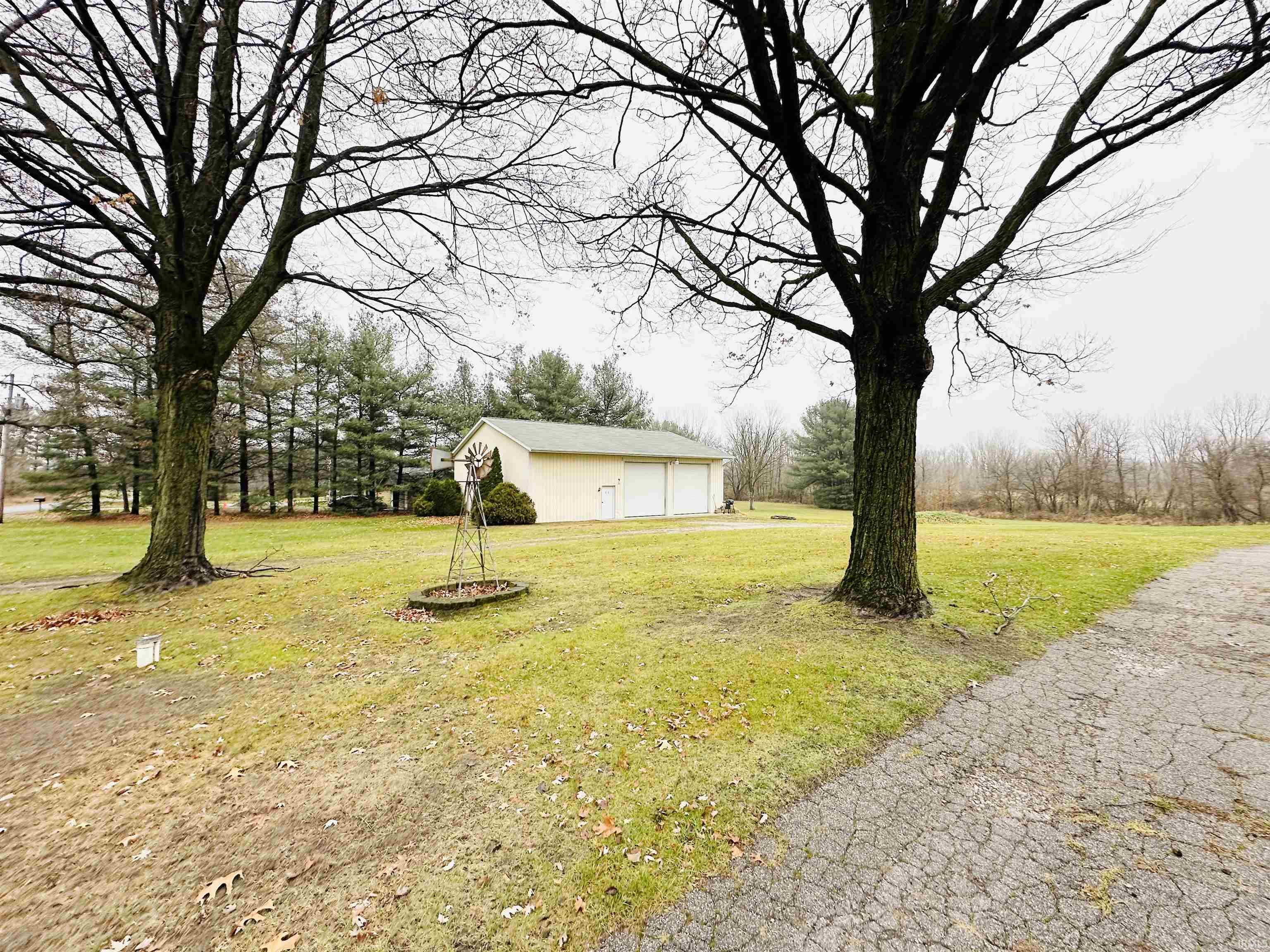 62300 Pine Road North Liberty, IN 46554 - Photo 3 of 35