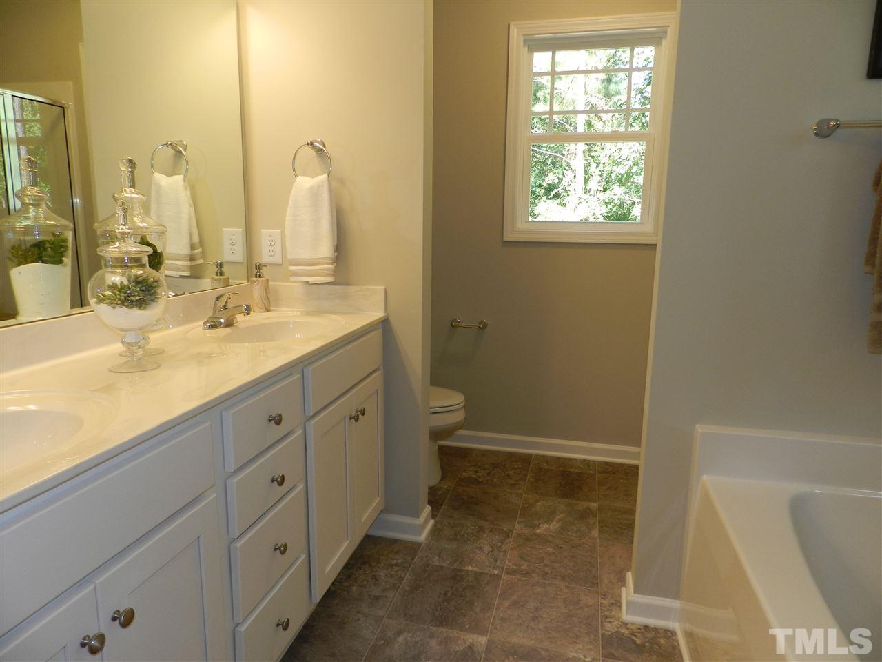 184 Lee Road Clayton, NC 27520 - Photo 6 of 12 Gallery Image 6