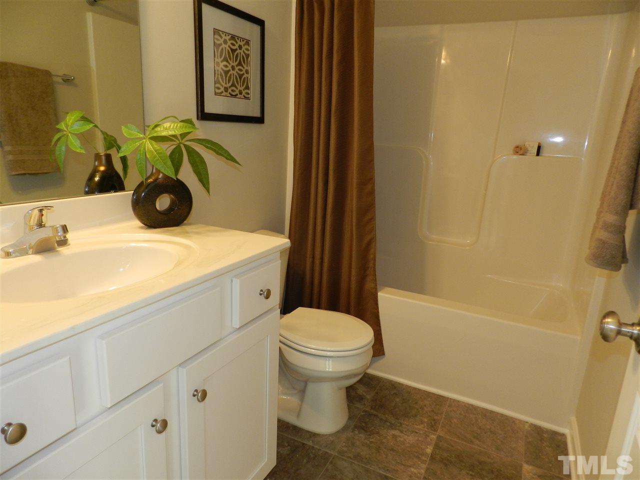 184 Lee Road Clayton, NC 27520 - Photo 9 of 12 Gallery Image 9