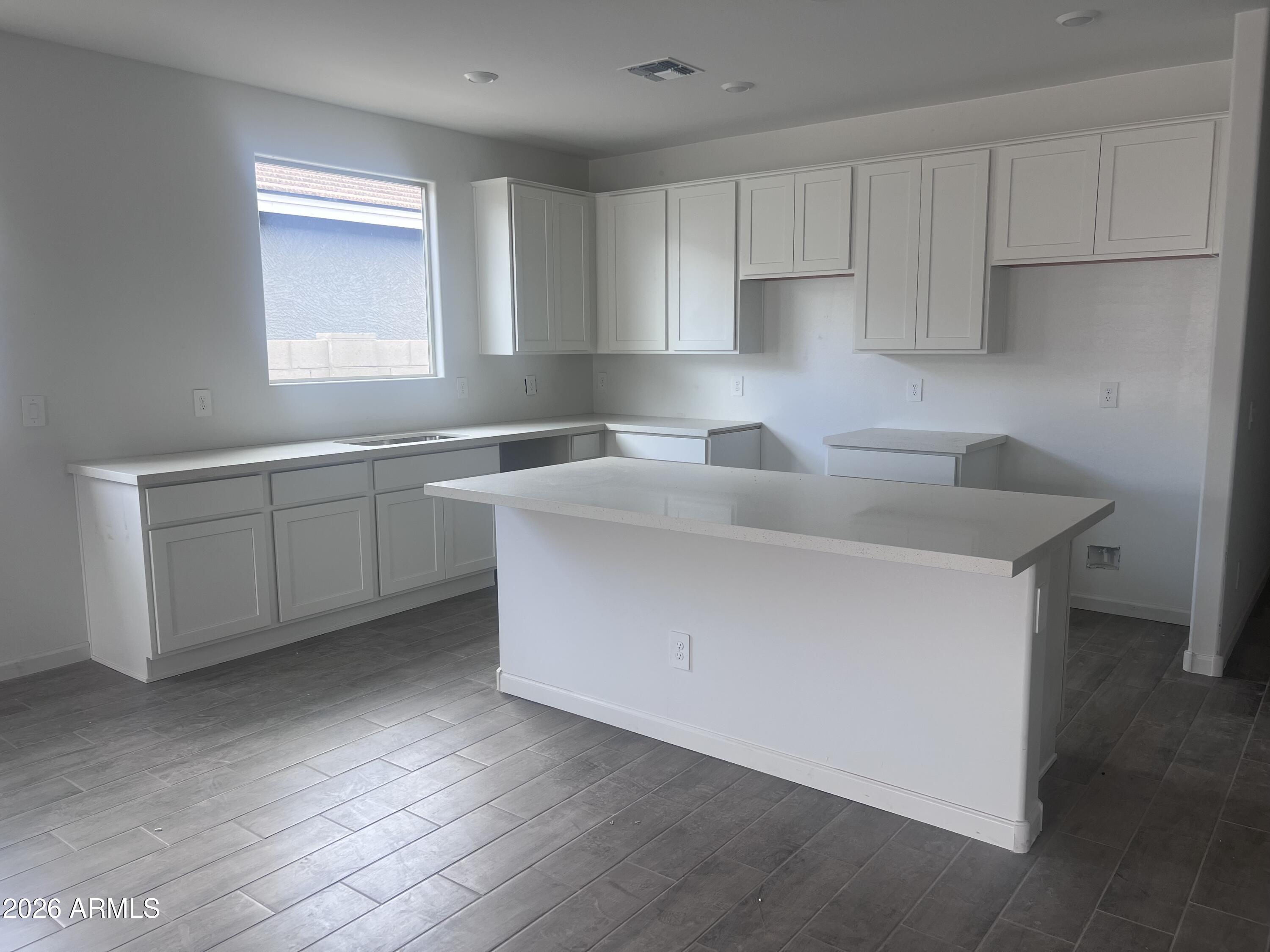 9528 West Gaby Road Tolleson, AZ 85353 - Photo 2 of 11 002 Kitchen