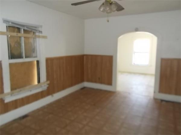 74 Russell Street West Springfield, MA 01089 - Photo 7 of 10 Gallery Image 7