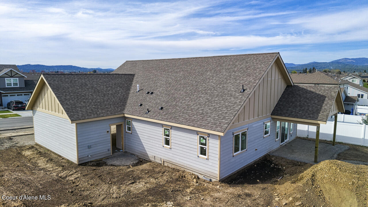 3264 Van Winkle Street Post Falls, ID 83854 - Photo 7 of 11 Backyard