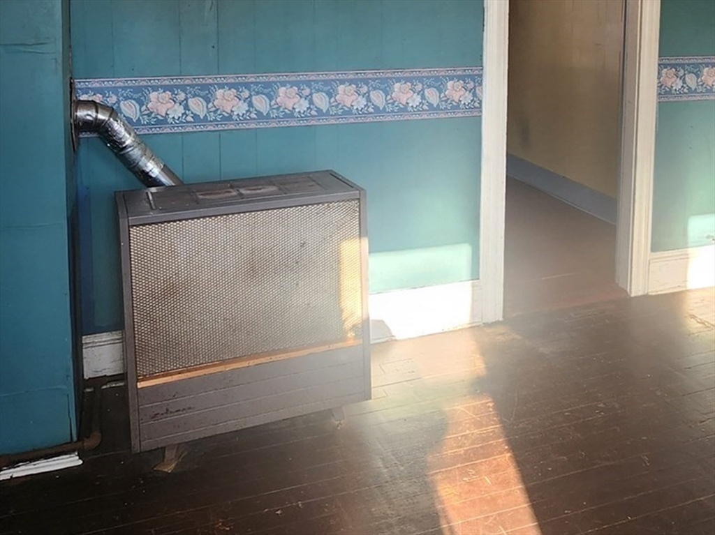 840 Bedford Street, Unit 2 Whitman, MA 02382 - Photo 10 of 20