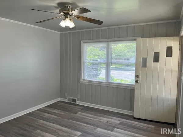 $895 | 118 South Weinbach Avenue, Unit A, Evansville, IN 47714