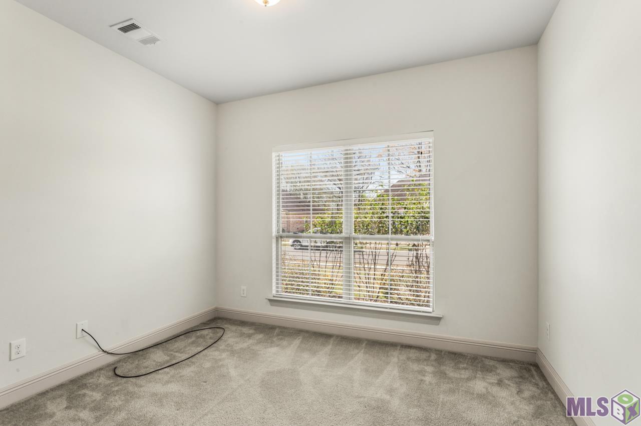 17604 Hoods Ridge Drive Prairieville, LA 70769 - Photo 7 of 12