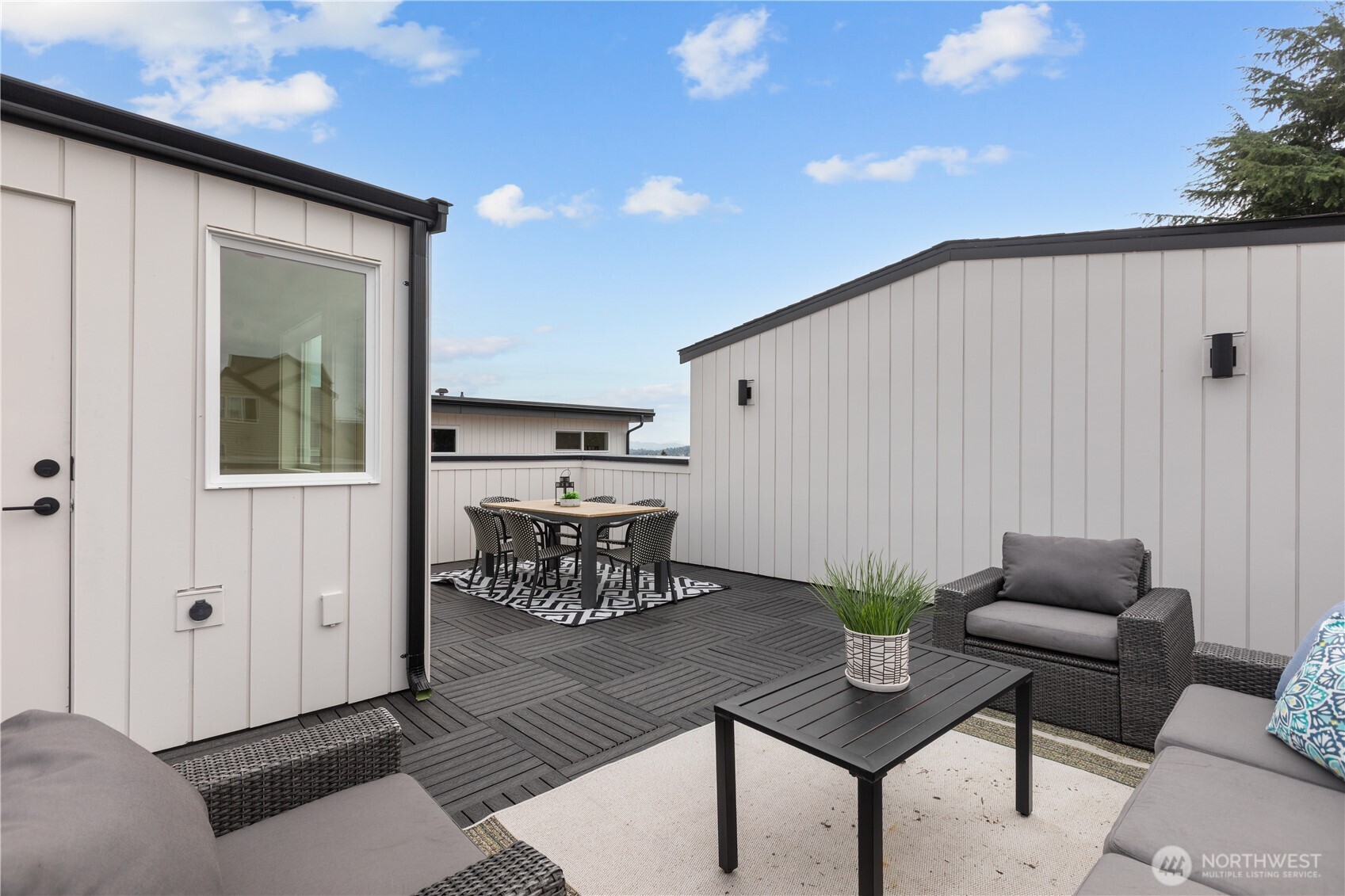 721 North 45th Street Seattle, WA 98103 - Photo 25 of 28 Gallery Image 25