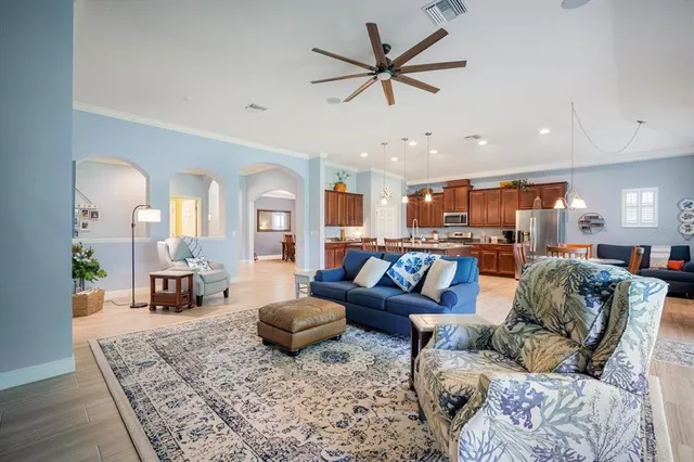 $725,000 | 6502 Maiden Sea Drive, Apollo Beach, FL 33572