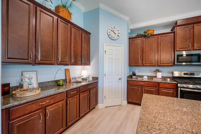 $725,000 | 6502 Maiden Sea Drive, Apollo Beach, FL 33572