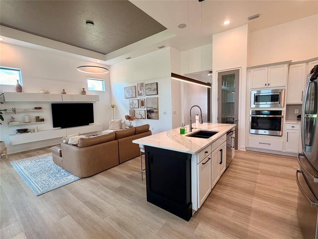 11918 Southwest 31st Road Gainesville, FL 32608 - Photo 8 of 20